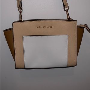 Michael Korda purse